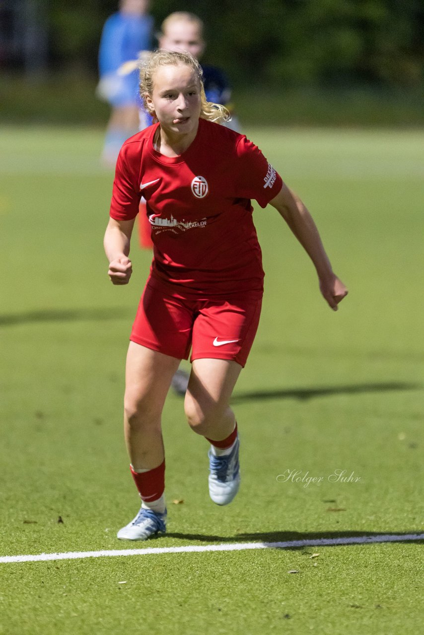 Bild 127 - wBJ Eimsbuettler TV - Hamburger SV : Ergebnis: 1:2